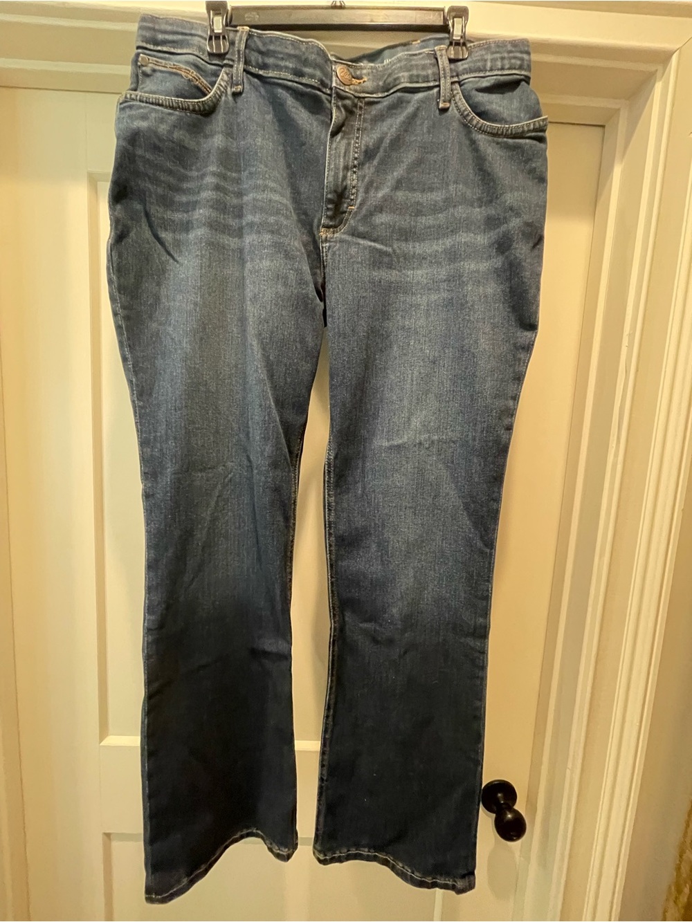 NWT Women's Wrangler Blue Denim Jeans